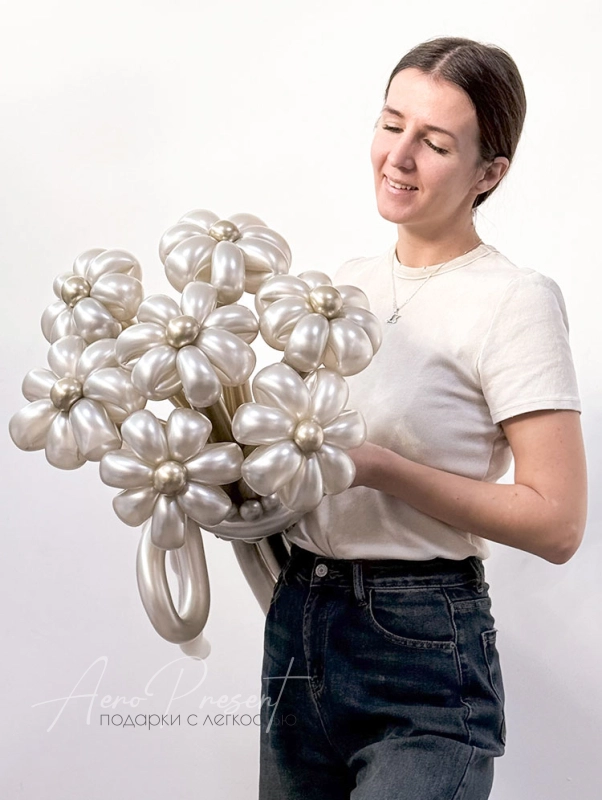 Букет из 7 ромашек "Жемчужная нежность"