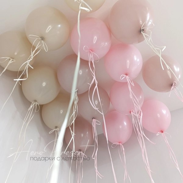 Шары на атласной ленте с бантиками