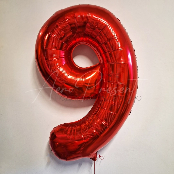 Красная фольгированная цифра 9