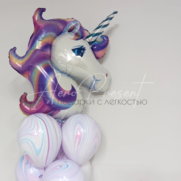 Нежный единорог с мрамором