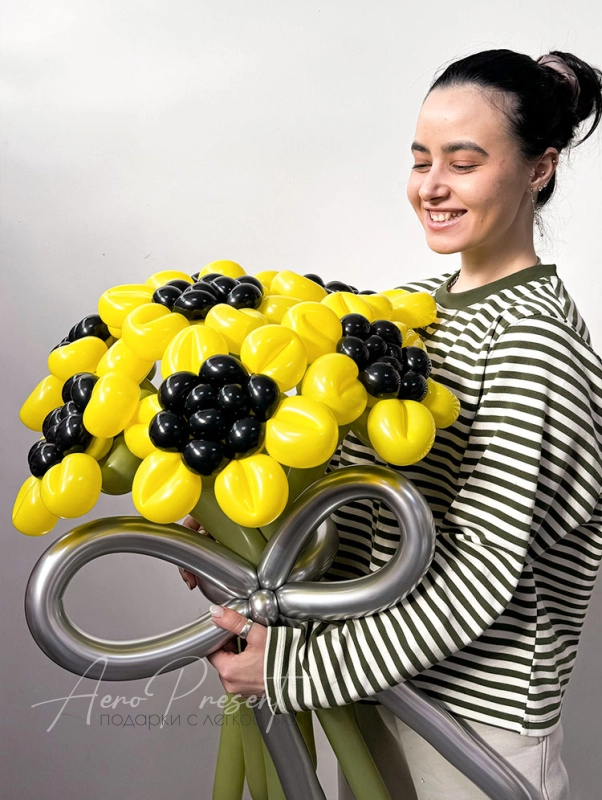 Букет из 7 подсолнухов