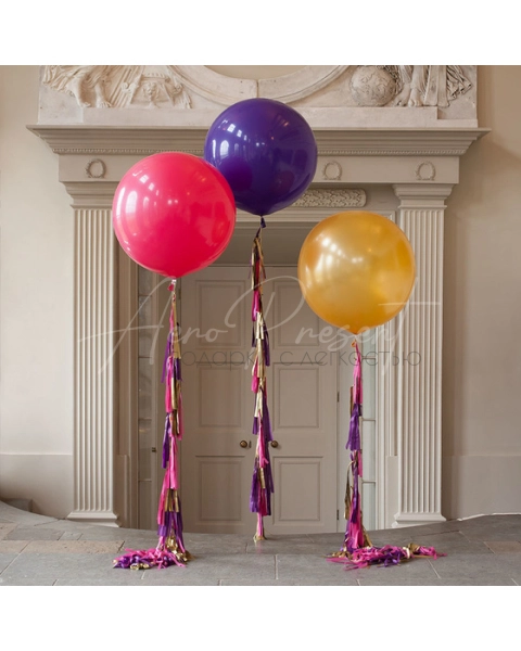 Гигант на ленте Тассел