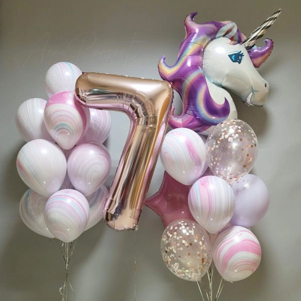 Нежный единорог с цифрой