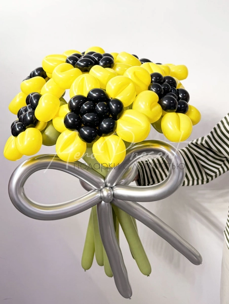 Букет из 7 подсолнухов