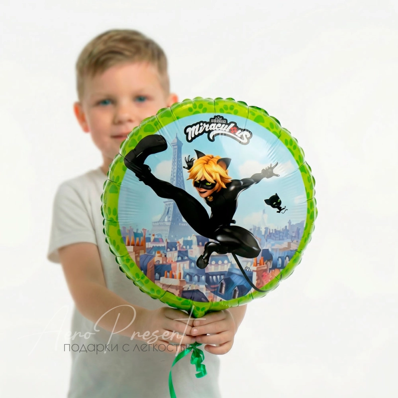 Летящий суперкот, фольгированный шар