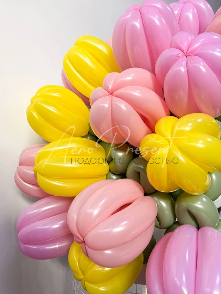 Букет из 17 тюльпанов "Весеннее очарование"