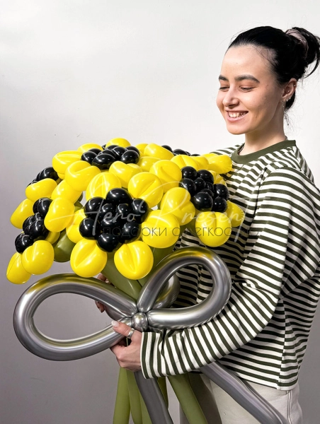 Букет из 7 подсолнухов