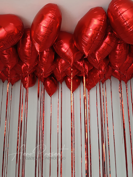 Красные сердца с дождиком