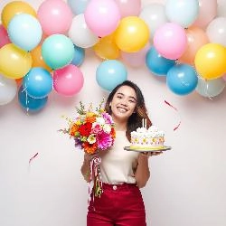 Хочу заказать цветы и торт, сможете доставить вместе с воздушными шарами?